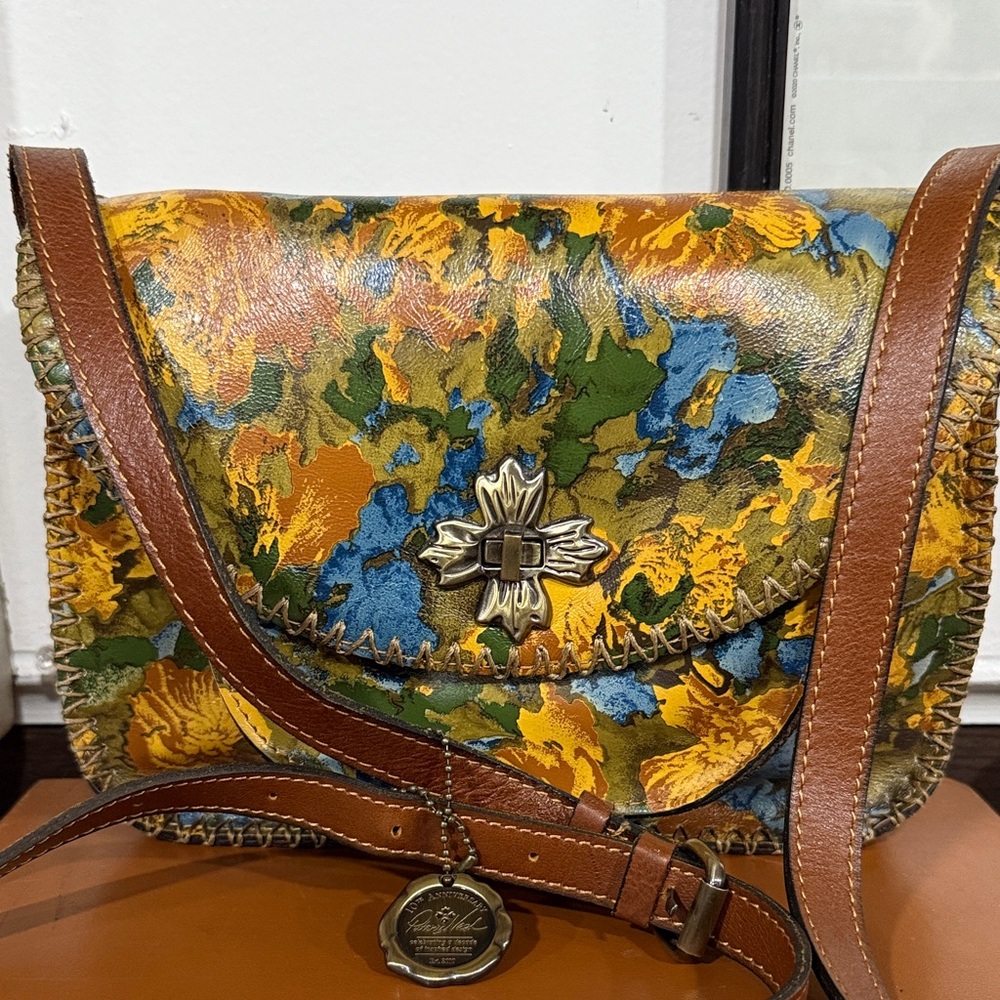 PATRICIA NASH BEAMOUNT WILFLOWER LEATHER FLAP CROSSBODY W/DUSTBAG - Picture 5 of 6